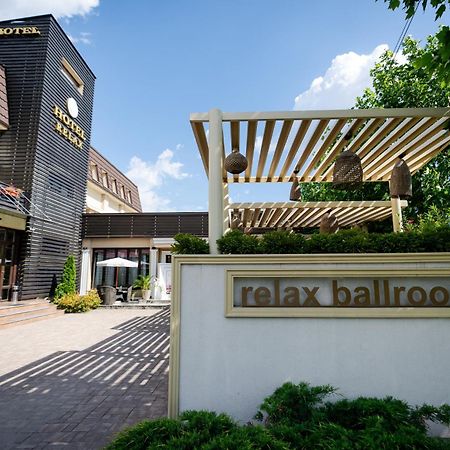 Hotel Relax Craiova Exterior foto